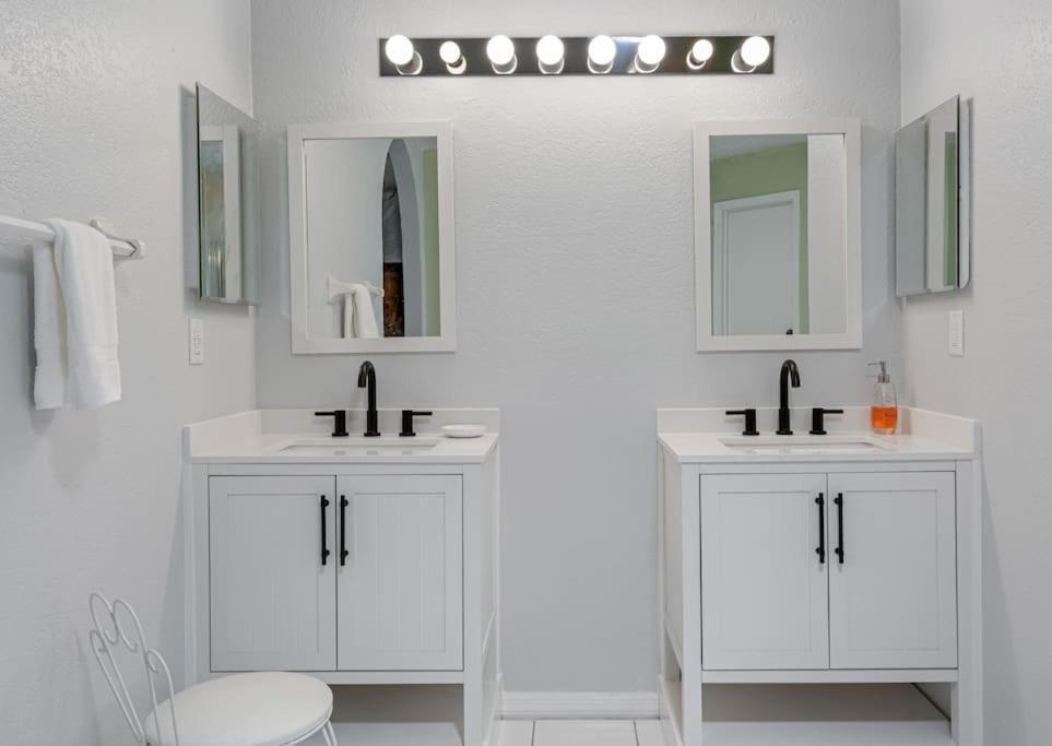 13 Mins From Disney Arcade, Private Pool, & Themed Rooms Orlando Eksteriør billede