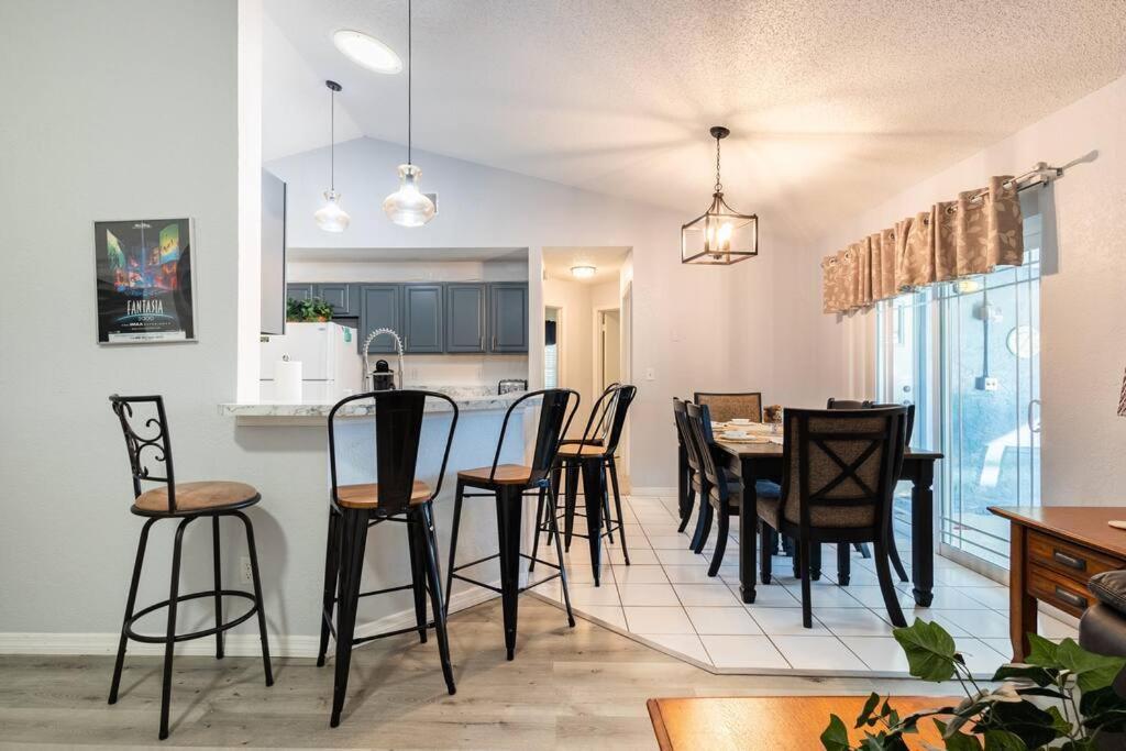 13 Mins From Disney Arcade, Private Pool, & Themed Rooms Orlando Eksteriør billede